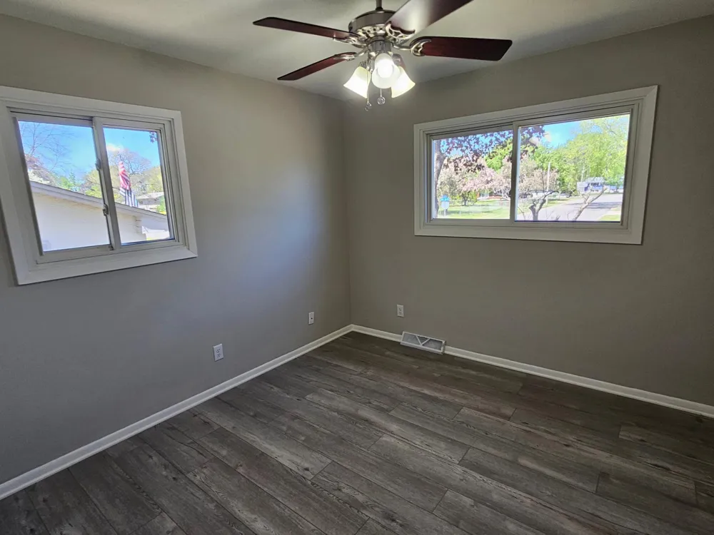 748 82nd Avenue NE Spring Lake Park, MN 55432