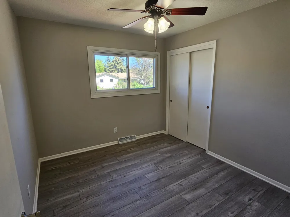 748 82nd Avenue NE Spring Lake Park, MN 55432