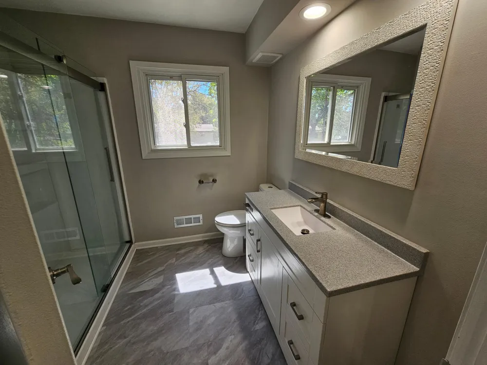 748 82nd Avenue NE Spring Lake Park, MN 55432