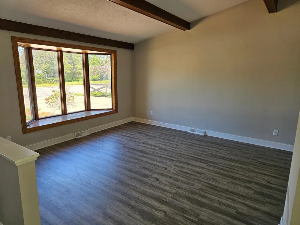 748 82nd Avenue NE Spring Lake Park, MN 55432