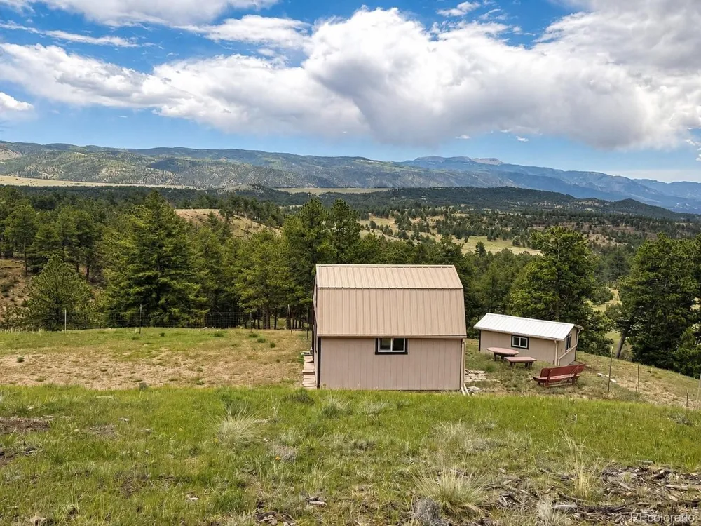 402 Brittany Lane Gardner, CO 81040