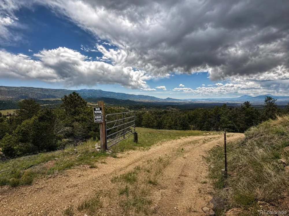 402 Brittany Lane Gardner, CO 81040