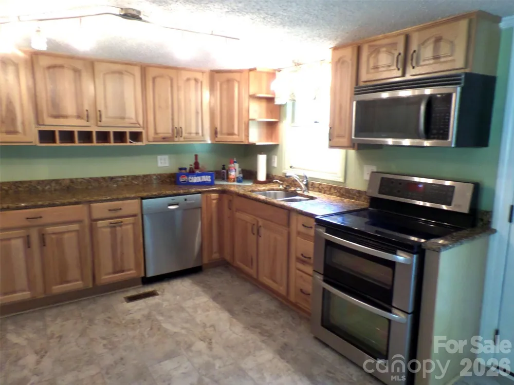 3333 Hunawill Street #2 Claremont, NC 28610