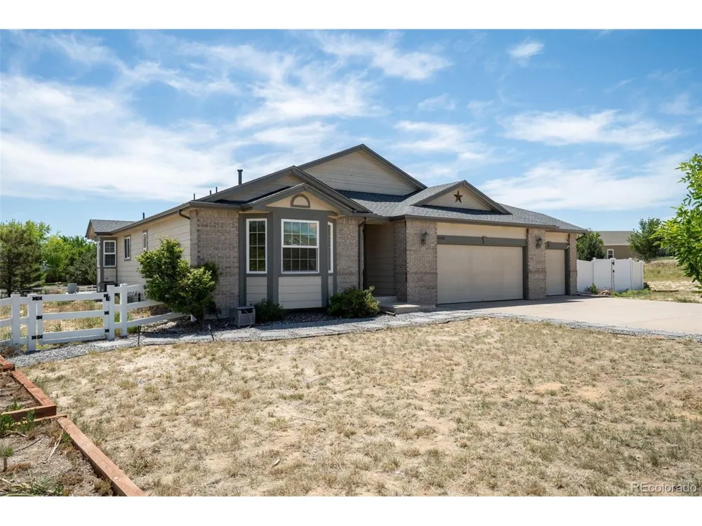 16620 Stroilway Street Hudson, CO 80642
