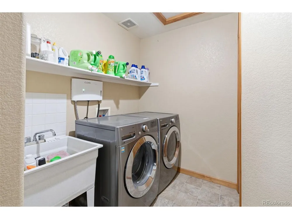 16620 Stroilway Street Hudson, CO 80642