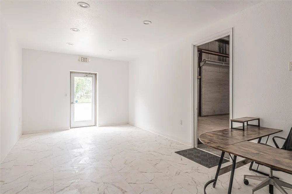 22316 E Martin Drive Porter, TX 77365