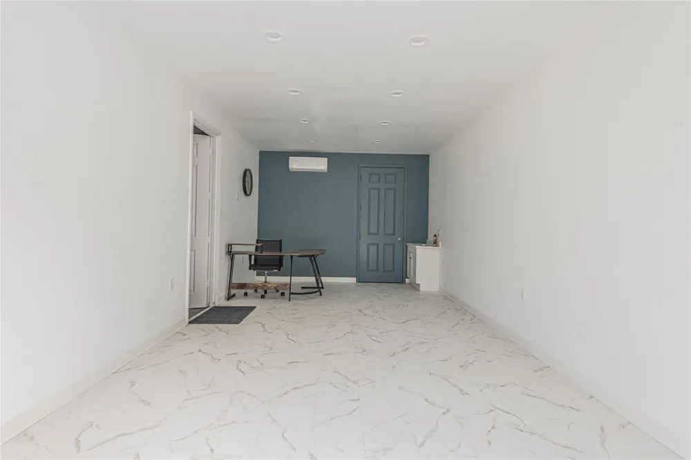 22316 E Martin Drive Porter, TX 77365