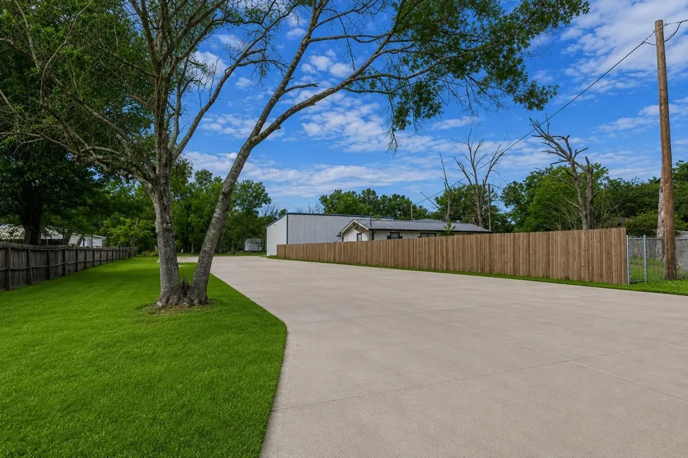 22316 E Martin Drive Porter, TX 77365