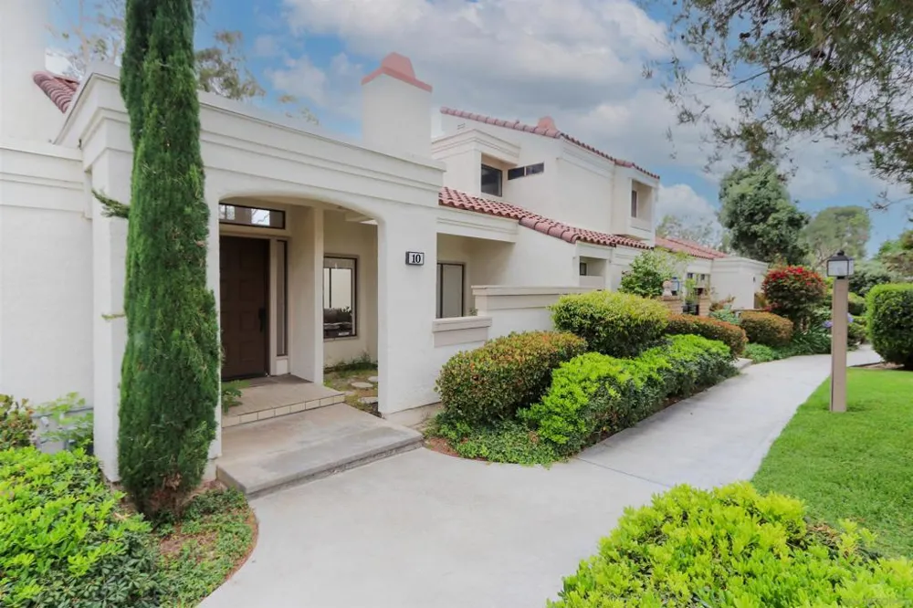 10 Morena #8 Irvine, CA 92612
