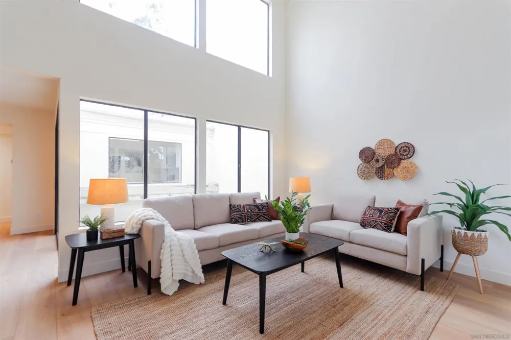 10 Morena #8 Irvine, CA 92612