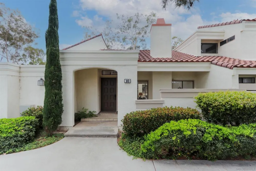 10 Morena #8 Irvine, CA 92612