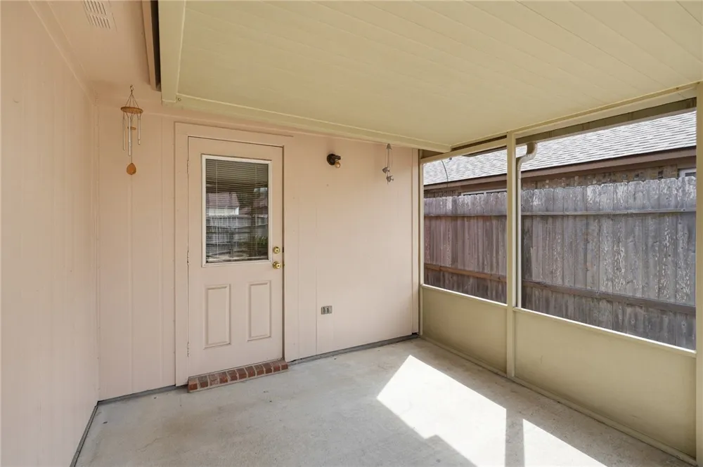 1511 Oak Landing Aransas Pass, TX 78336