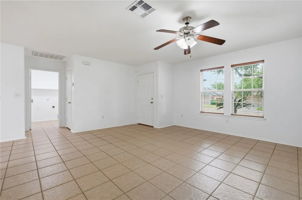 1511 Oak Landing Aransas Pass, TX 78336