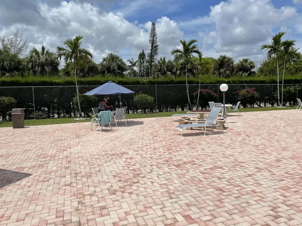 225 Bonnie Boulevard #211 Palm Springs, FL 33461