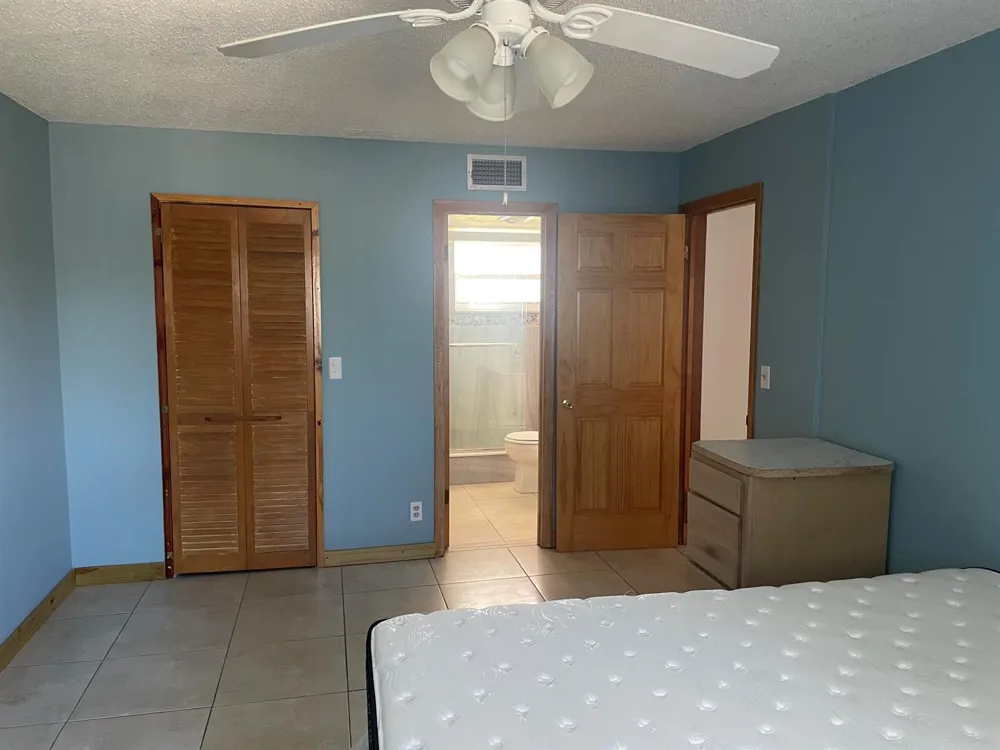 225 Bonnie Boulevard #211 Palm Springs, FL 33461