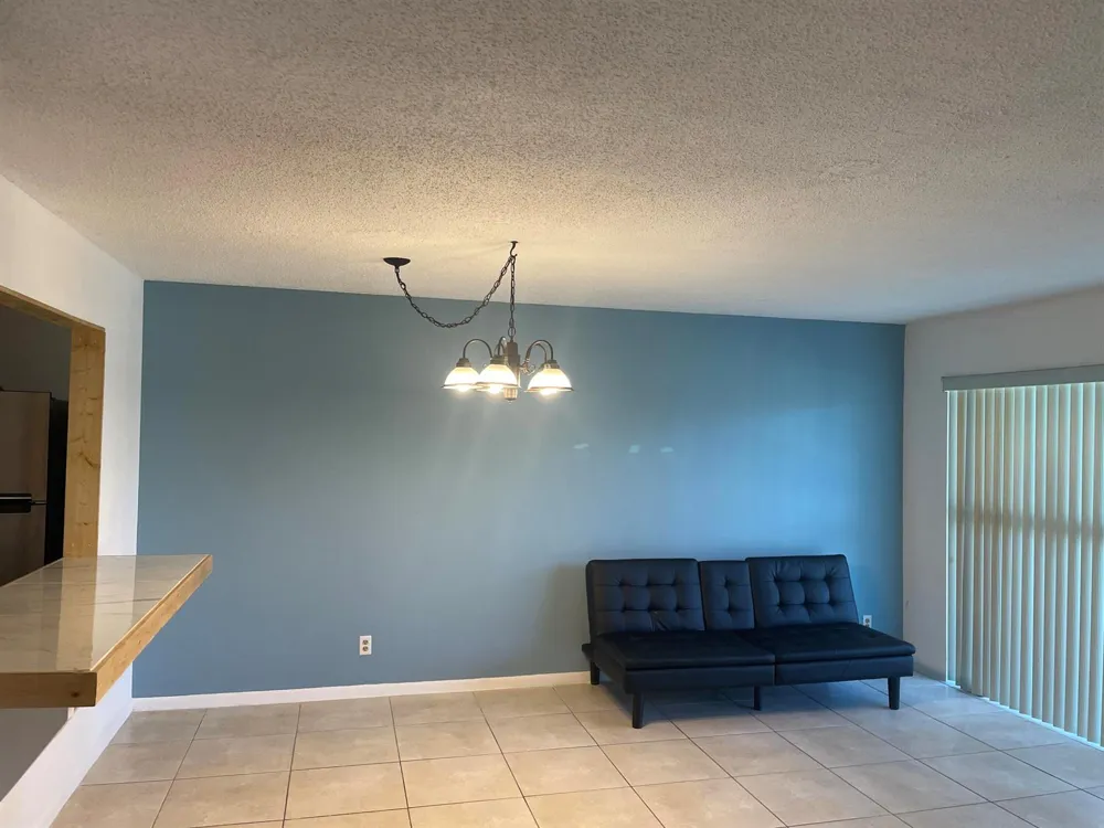 225 Bonnie Boulevard #211 Palm Springs, FL 33461