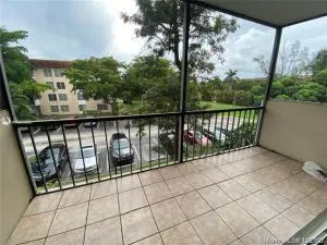 4166 Inverrary Drive #303 Lauderhill, FL 33319