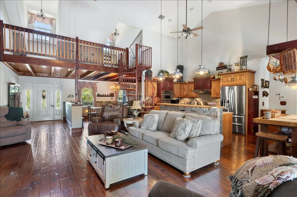 930 90th Avenue Vero Beach, FL 32966