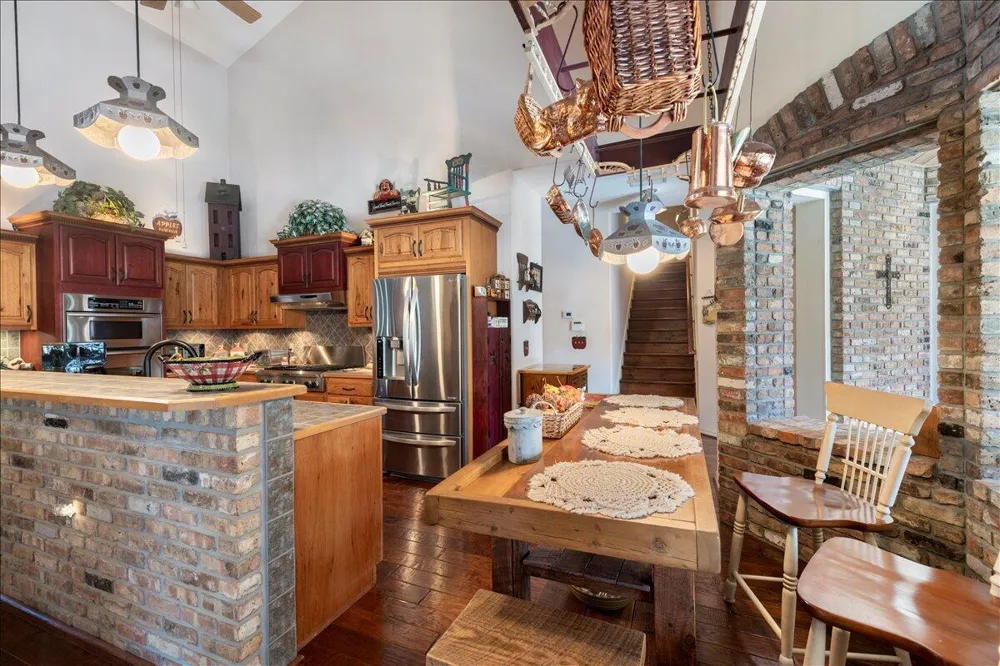 930 90th Avenue Vero Beach, FL 32966