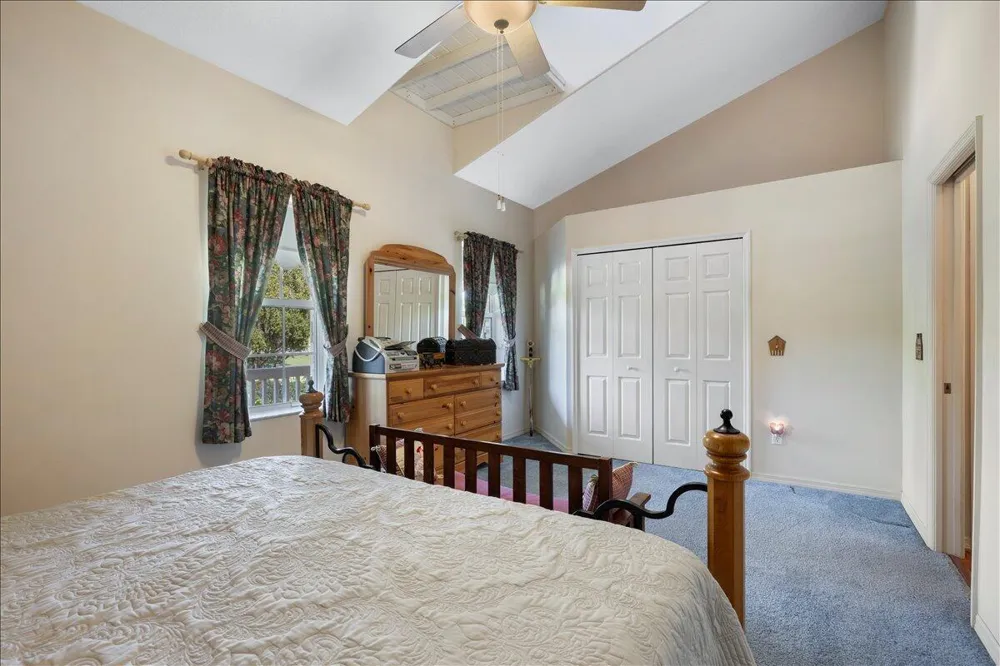 930 90th Avenue Vero Beach, FL 32966