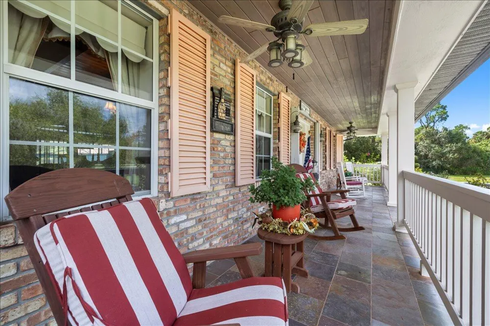 930 90th Avenue Vero Beach, FL 32966