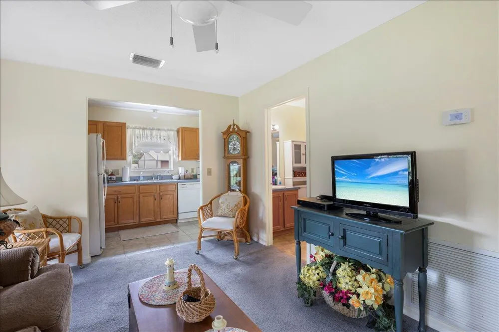 930 90th Avenue Vero Beach, FL 32966
