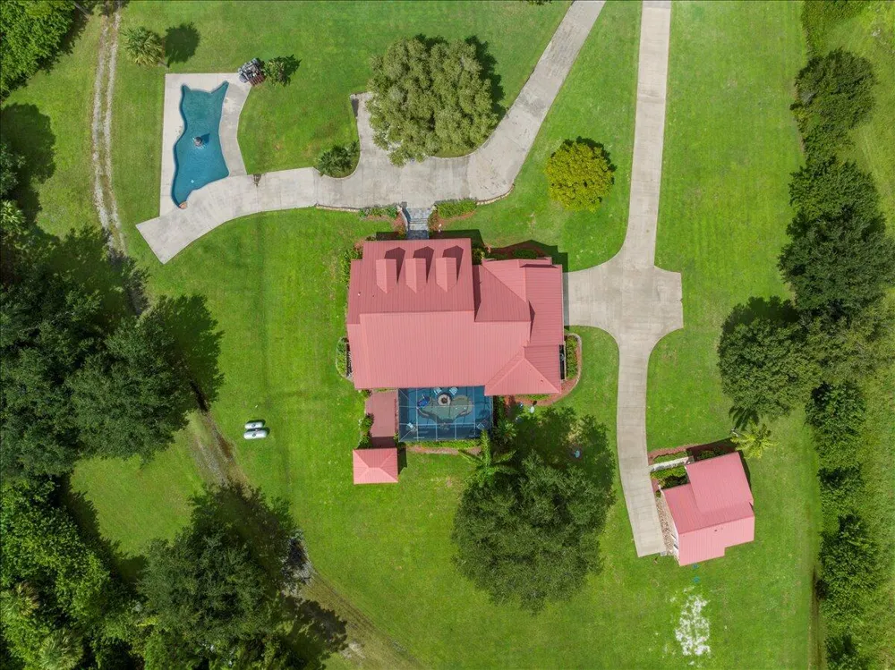 930 90th Avenue Vero Beach, FL 32966