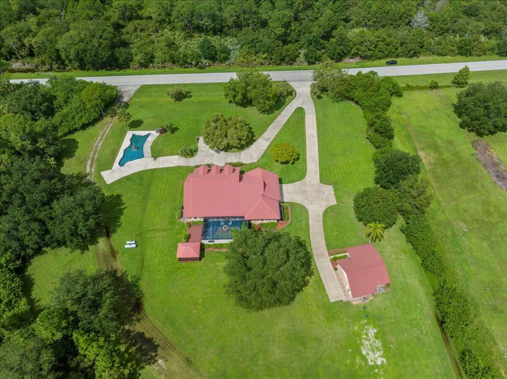 930 90th Avenue Vero Beach, FL 32966