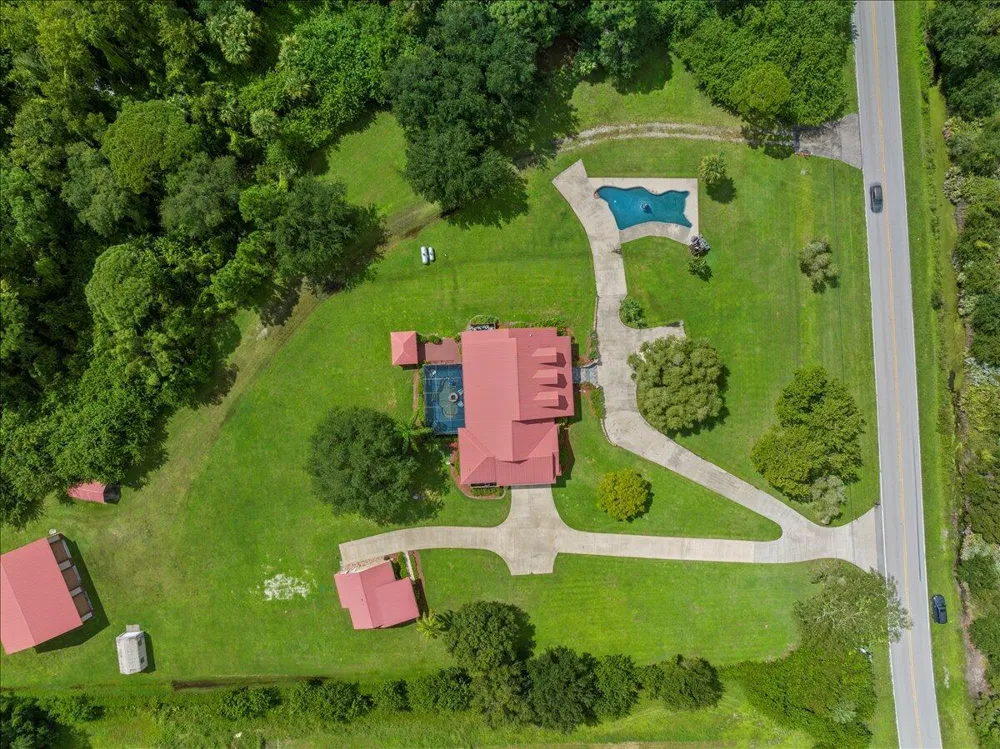 930 90th Avenue Vero Beach, FL 32966