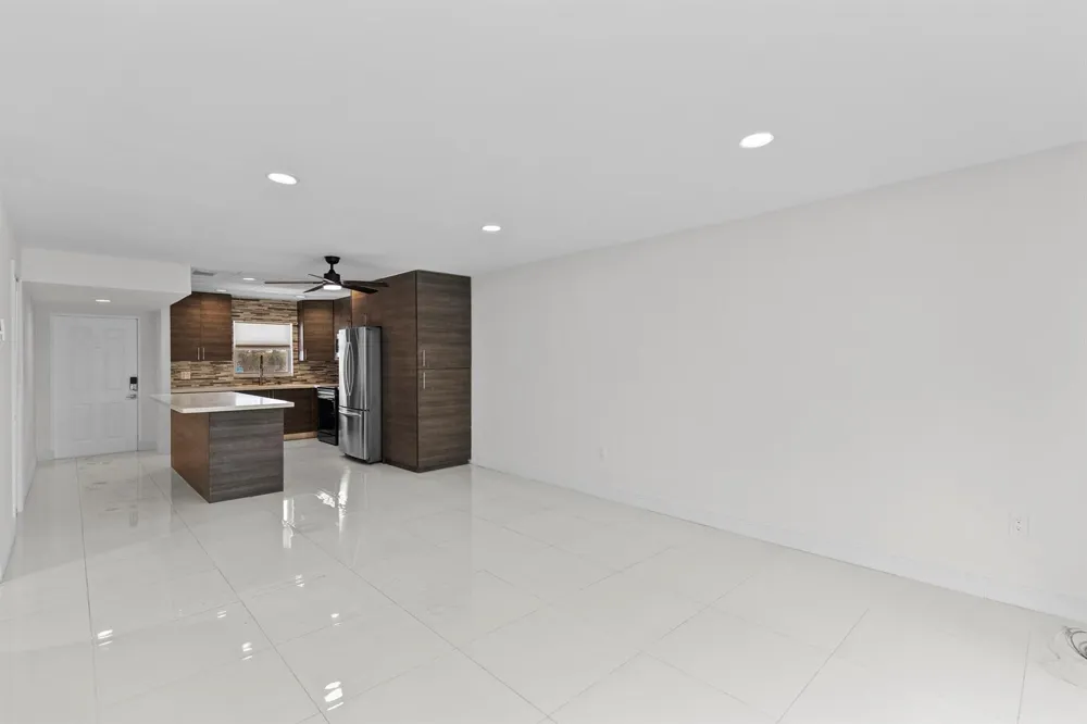 809 W Oakland Park Boulevard #K12 Oakland Park, FL 33311