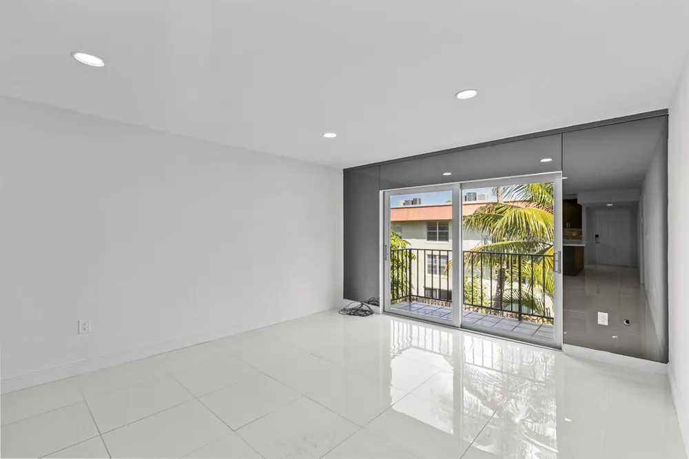 809 W Oakland Park Boulevard #K12 Oakland Park, FL 33311