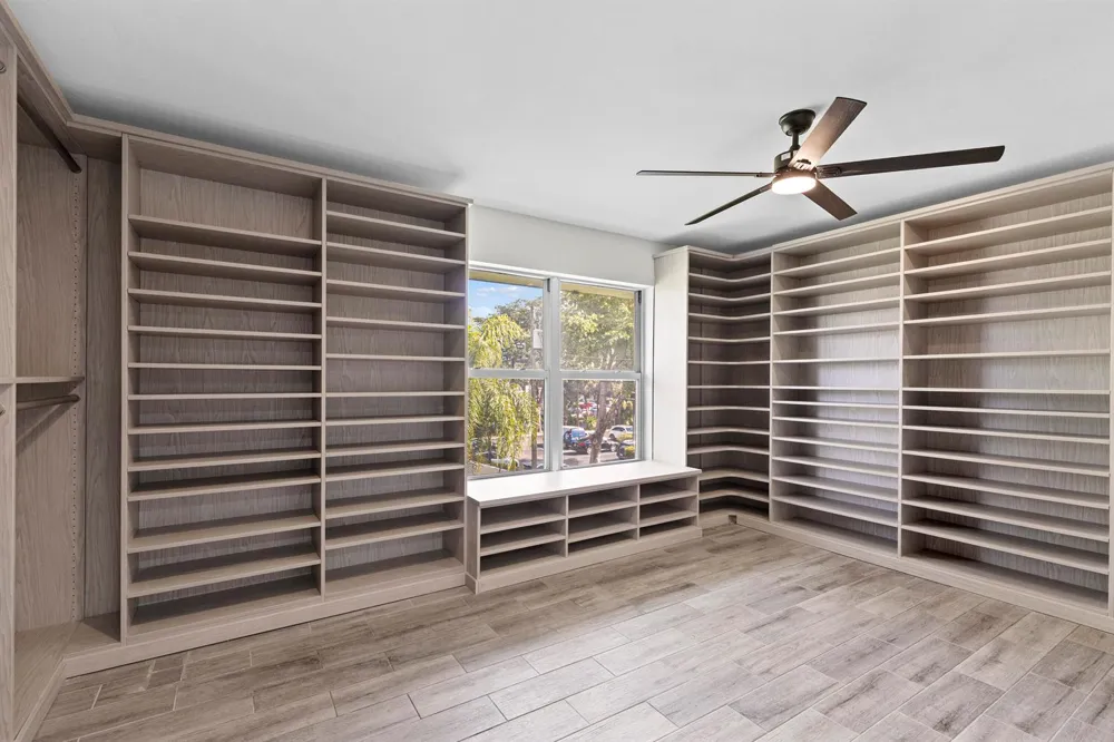 809 W Oakland Park Boulevard #K12 Oakland Park, FL 33311