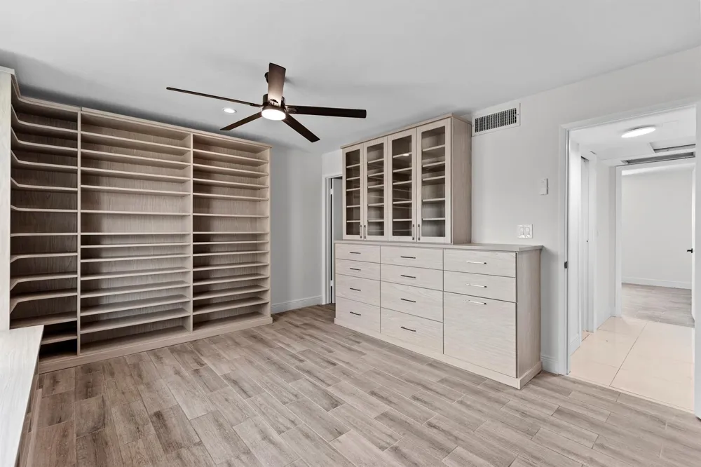 809 W Oakland Park Boulevard #K12 Oakland Park, FL 33311