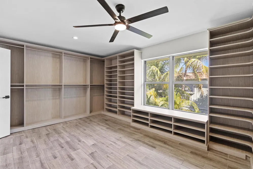 809 W Oakland Park Boulevard #K12 Oakland Park, FL 33311