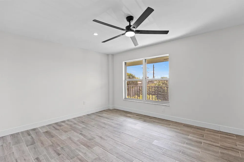 809 W Oakland Park Boulevard #K12 Oakland Park, FL 33311