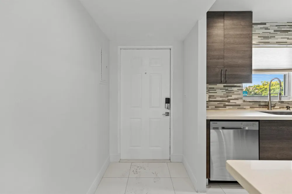 809 W Oakland Park Boulevard #K12 Oakland Park, FL 33311