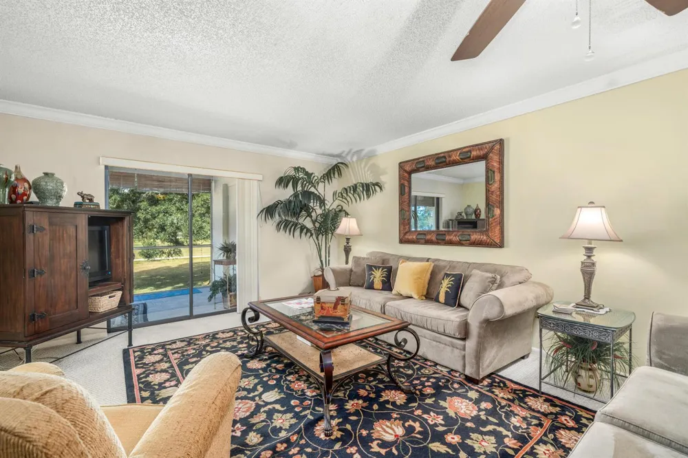 3833 Edgewater Drive Sebring, FL 33872