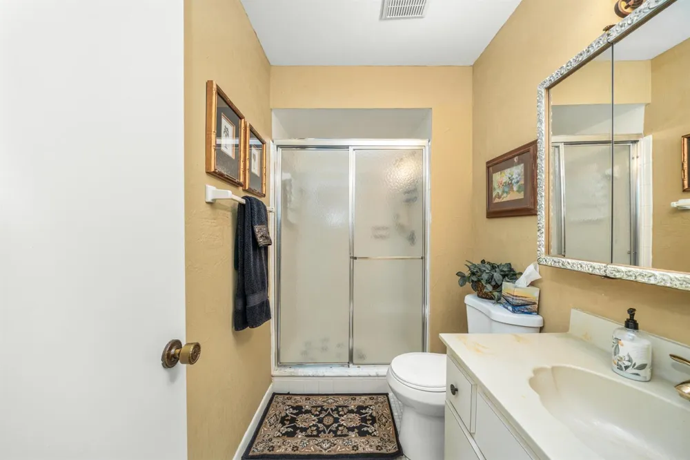 3833 Edgewater Drive Sebring, FL 33872