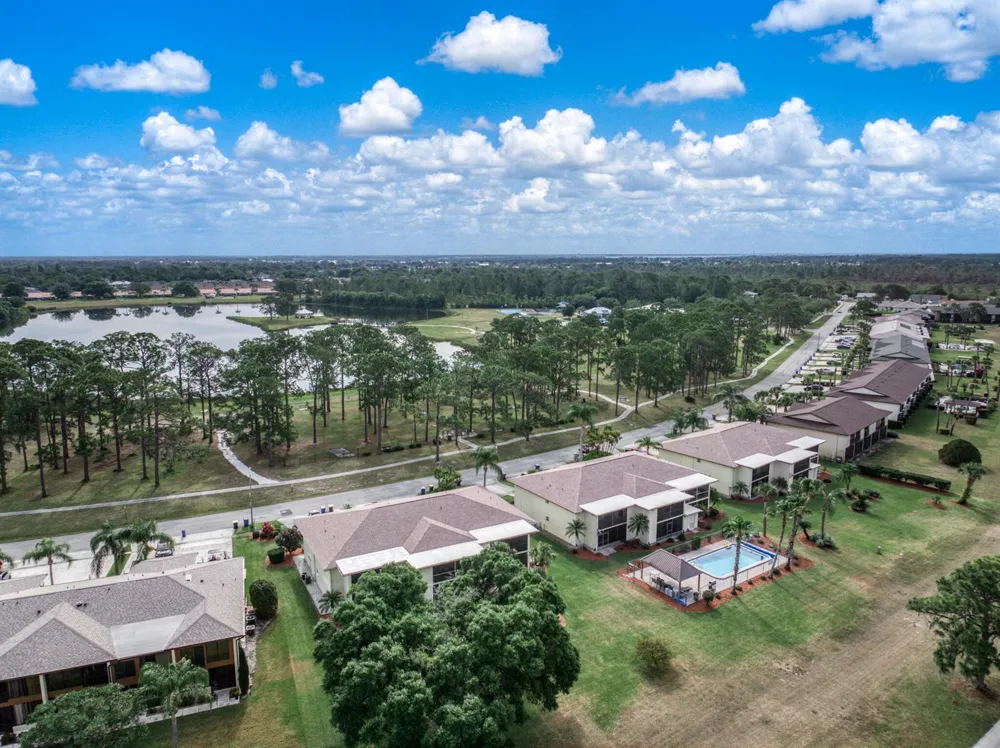 3833 Edgewater Drive Sebring, FL 33872