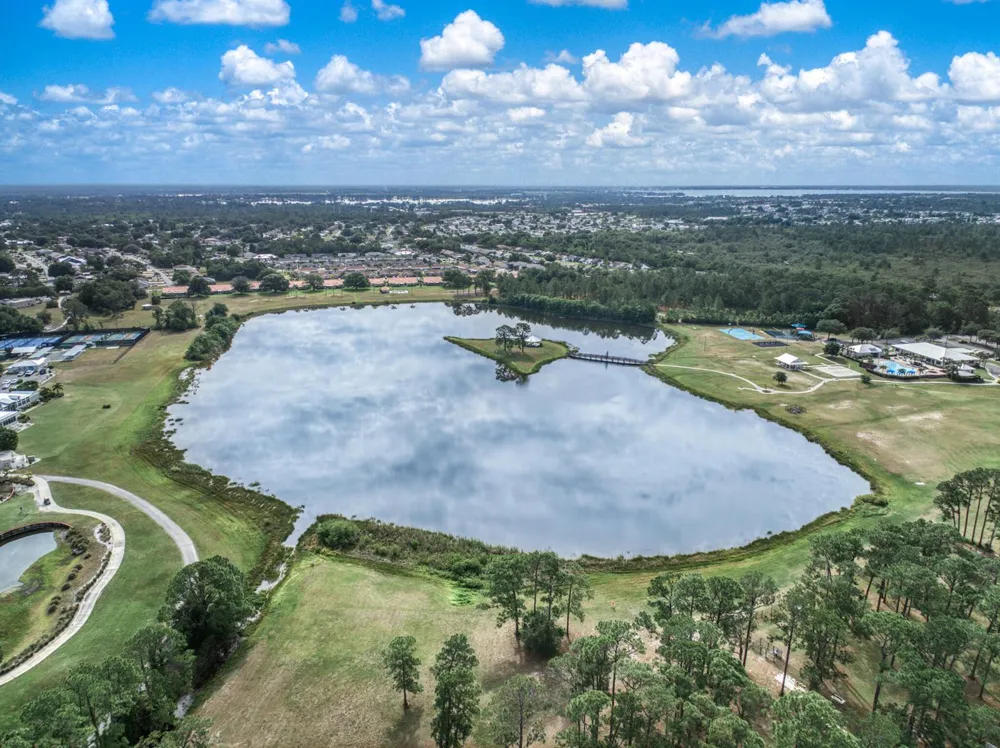 3833 Edgewater Drive Sebring, FL 33872