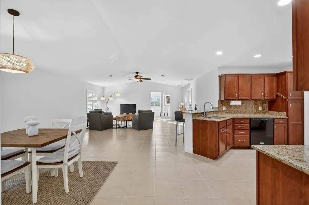 24 Azul Fort Pierce, FL 34951