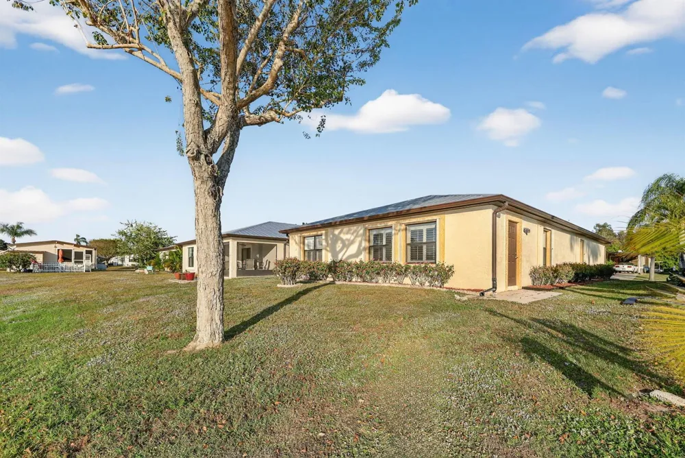 24 Azul Fort Pierce, FL 34951