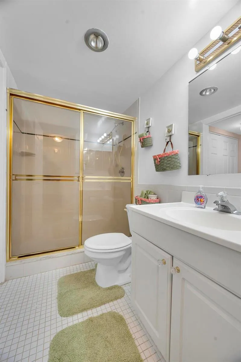 3492 NE Causeway Boulevard #103 Jensen Beach, FL 34957