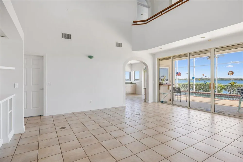 2 Seahorse Lane Vero Beach, FL 32960