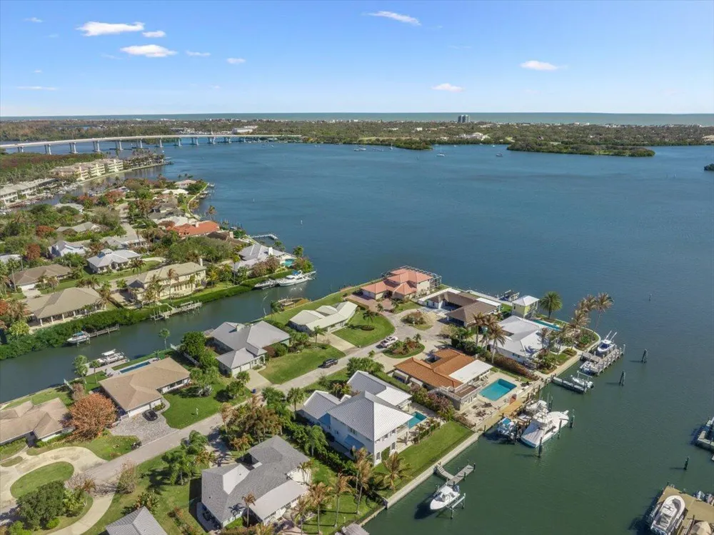 2 Seahorse Lane Vero Beach, FL 32960