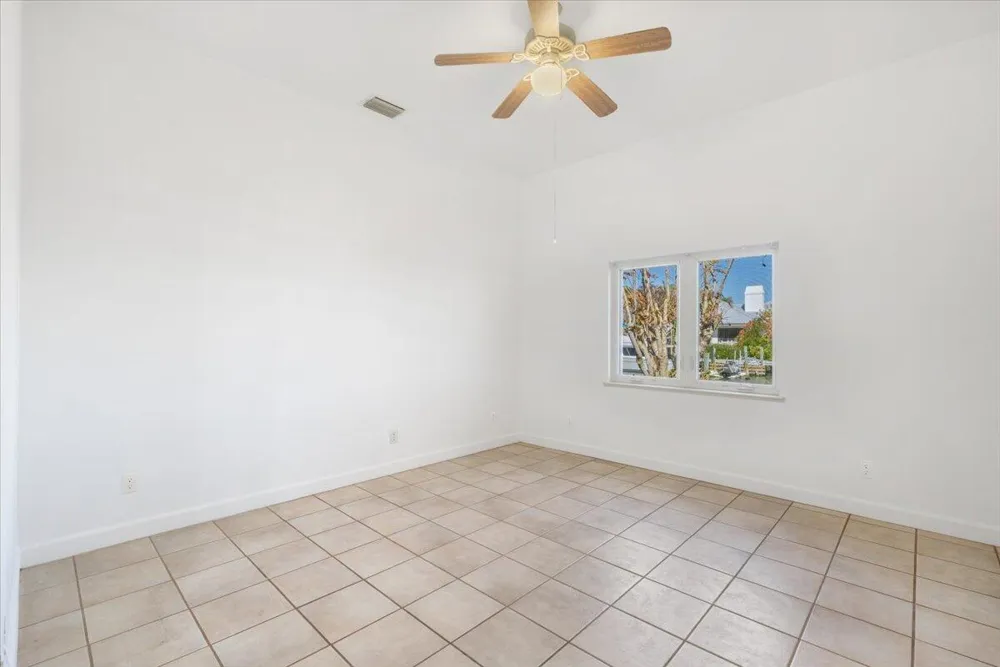2 Seahorse Lane Vero Beach, FL 32960