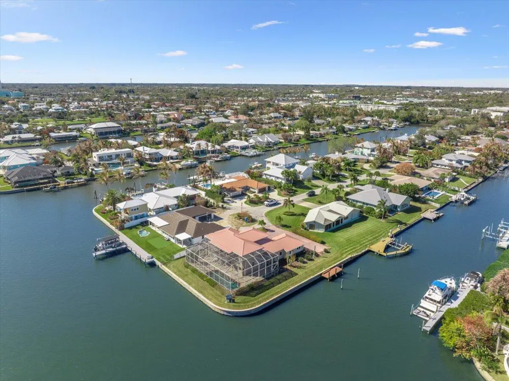 2 Seahorse Lane Vero Beach, FL 32960