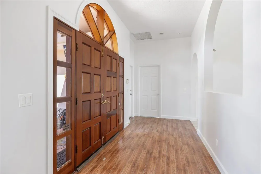 2 Seahorse Lane Vero Beach, FL 32960