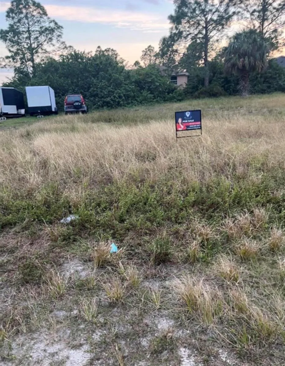 3829 23rd Street W Lehigh Acres, FL 33971