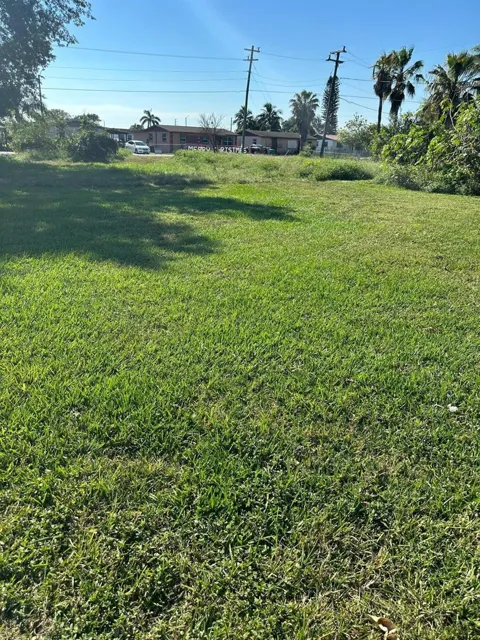 501 W Baines Terrace